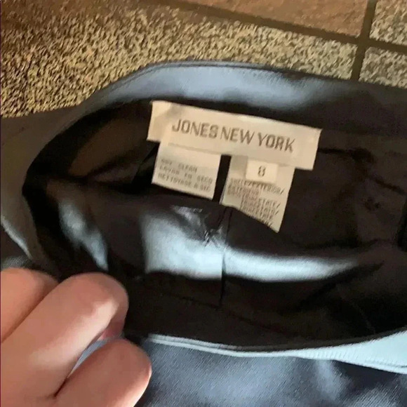 Jones New York gray pencil skirt 8 / C60 - Picture 2 of 3